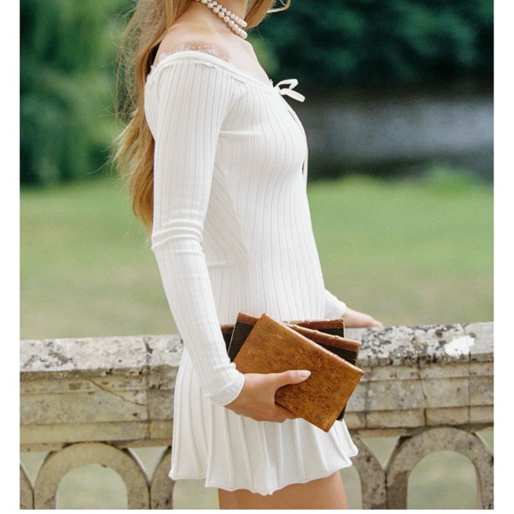 Nana Jacqueline Jenna dress Cream Off-Shoulder Mini Dress - Picture 4 of 8